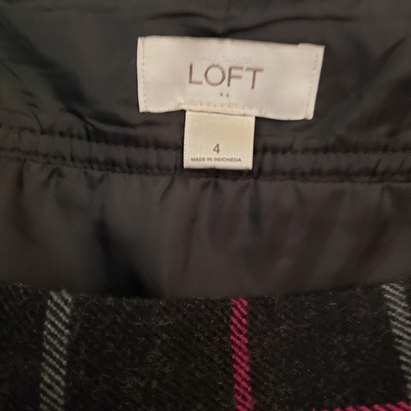 Ann Taylor Loft Plaid Buttonfront Skirt - Picture 3 of 3